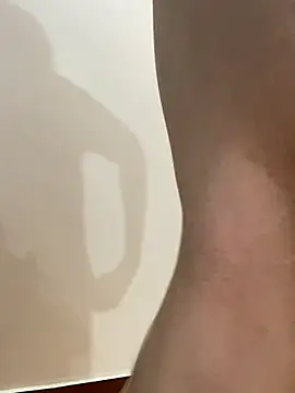 yfx468 online show from 12/02/25, 12:07