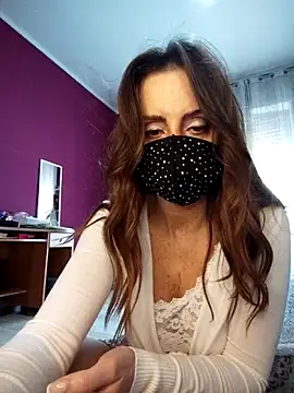 Akemi rossi online show from 02/15/26, 12:59