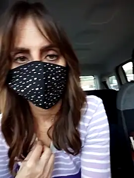 Akemi rossi online show from 10/19/25, 01:47