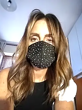 Akemi rossi online show from 09/20/25, 08:41