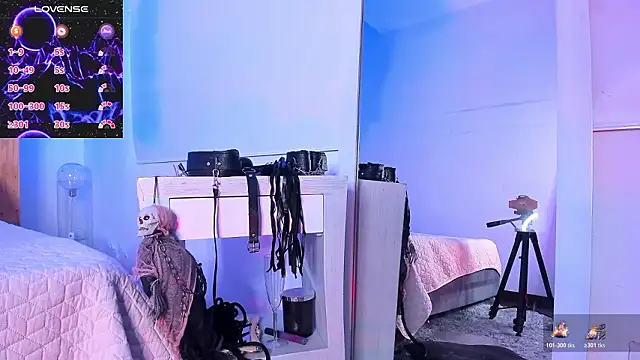 coral jonesss online show from 01/17/26, 04:43