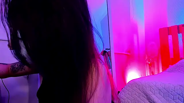 Snapshot of coral_jonesss chatting on 10/12/25, 03:35 coral jonesss online show from 10/12/25, 03:35