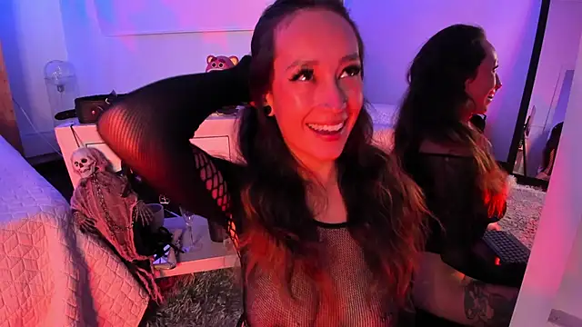 coral jonesss online show from 01/15/26, 04:21