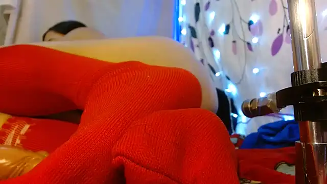 kattislut77 online show from 02/04/26, 08:15