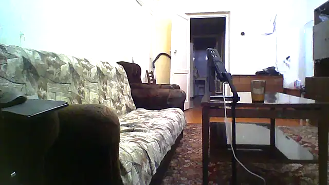 Snapshot of LoverCoupxl chatting on 12/20/25, 01:58 LoverCoupxl online show from 12/20/25, 01:58