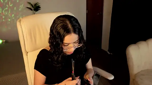 Renaxi Smith online show from 10/03/25, 07:48