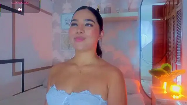 CharlotteGraay online show from 05/30/26, 07:52