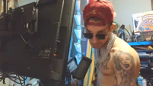 Aru916 online show from 11/30/25, 09:04