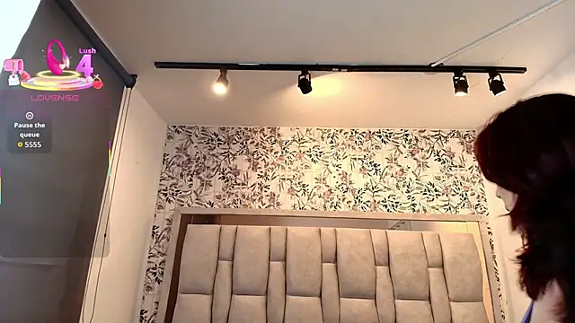 Victoria Adamns online show from 02/19/26, 12:02