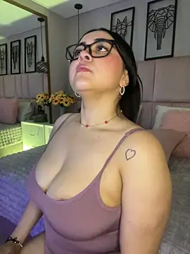 Sara  collins   online show from 09/20/25, 12:21