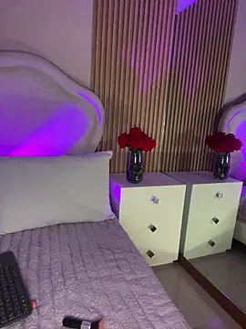 Sara  collins   online show from 10/27/25, 12:39