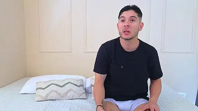 mr danni online show from 10/27/25, 07:04