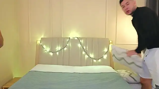 mr danni online show from 11/24/25, 08:53