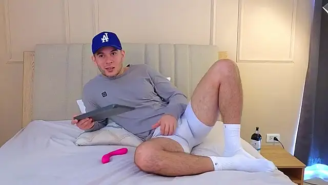 mr danni online show from 04/15/26, 04:00