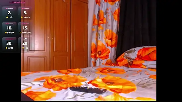 leslycarsson online show from 10/03/25, 01:09