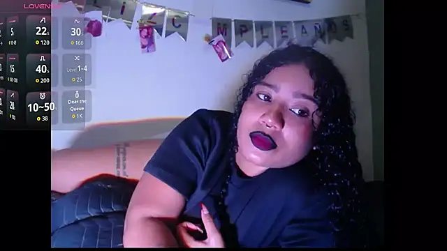 leslycarsson online show from 10/06/25, 02:02