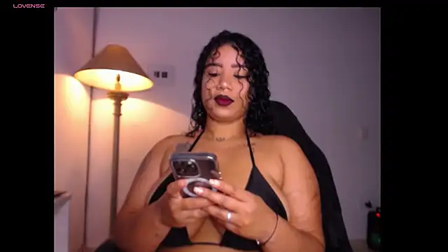 leslycarsson online show from 04/08/26, 05:09