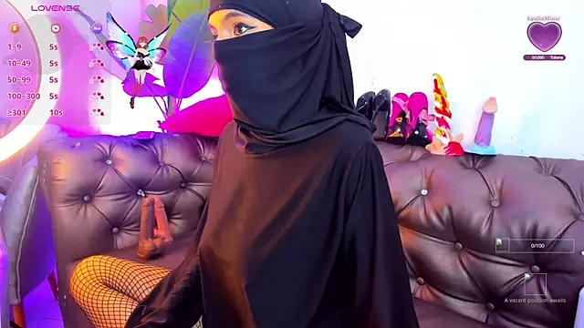 Snapshot of azahara_faraah chatting on 09/16/25, 03:02 azahara faraah online show from 09/16/25, 03:02
