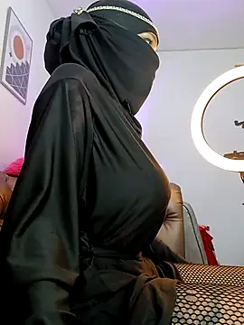 azahara faraah online show from 10/29/25, 05:01