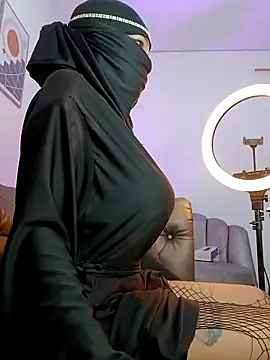 azahara faraah online show from 10/24/25, 06:29