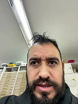 leonardohot1987 online show from 01/21/25, 05:20