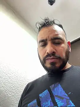 leonardohot1987 online show from 03/12/25, 11:22