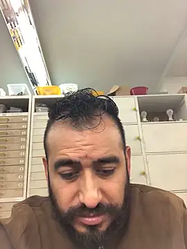 leonardohot1987 online show from 01/20/25, 07:57