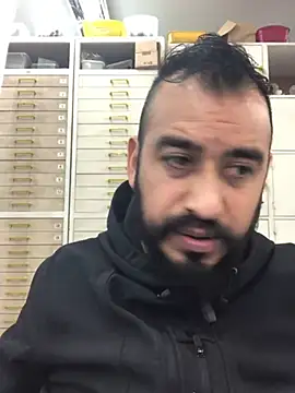 leonardohot1987 online show from 02/07/25, 08:20