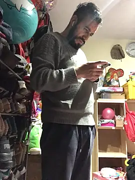 leonardohot1987 online show from 02/01/25, 05:39