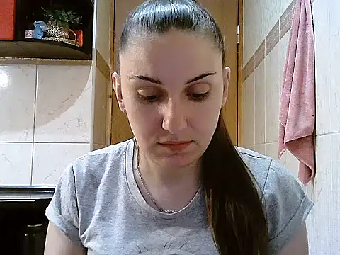 Snapshot of Yuliia30 chatting on 06/03/26, 05:06 Yuliia30 online show from 06/03/26, 05:06
