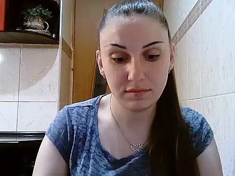 Yuliia30 online show from 05/05/26, 05:16