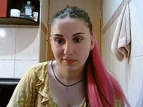 Snapshot of Yuliia30 chatting on 07/02/26, 07:09 Yuliia30 online show from 07/02/26, 07:09