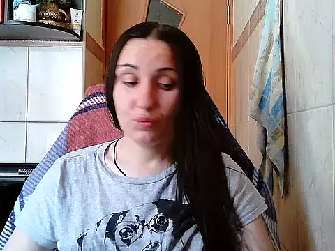 Snapshot of Yuliia30 chatting on 07/15/26, 07:48 Yuliia30 online show from 07/15/26, 07:48