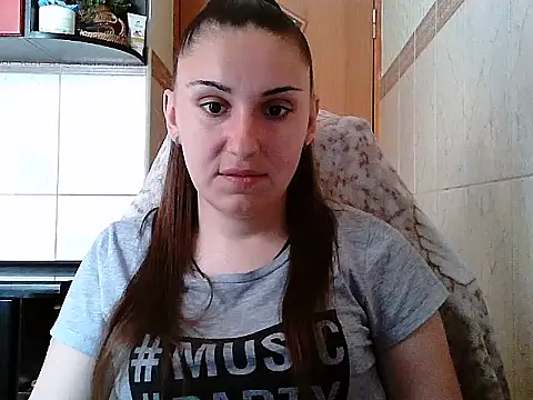 Snapshot of Yuliia30 chatting on 07/13/26, 11:20 Yuliia30 online show from 07/13/26, 11:20