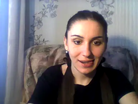 Snapshot of Yuliia30 chatting on 02/24/25, 11:43 Yuliia30 online show from 02/24/25, 11:43