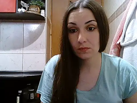 Snapshot of Yuliia30 chatting on 09/24/25, 02:12 Yuliia30 online show from 09/24/25, 02:12