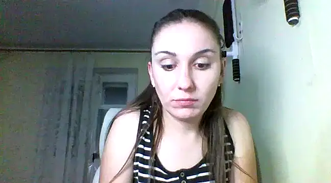 Snapshot of Yuliia30 chatting on 01/12/25, 05:54 Yuliia30 online show from 01/12/25, 05:54