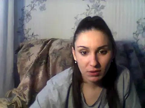 Snapshot of Yuliia30 chatting on 02/16/25, 01:27 Yuliia30 online show from 02/16/25, 01:27