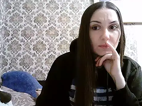 Snapshot of Yuliia30 chatting on 10/19/25, 12:52 Yuliia30 online show from 10/19/25, 12:52