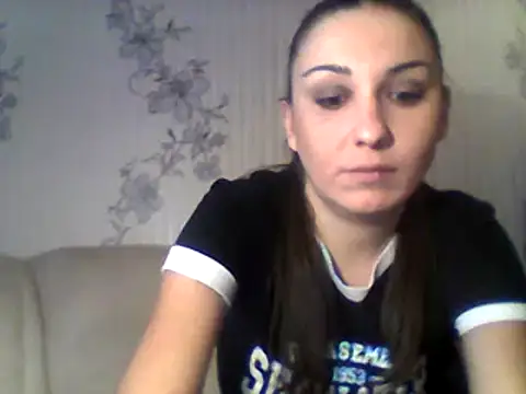 Snapshot of Yuliia30 chatting on 02/03/25, 08:46 Yuliia30 online show from 02/03/25, 08:46