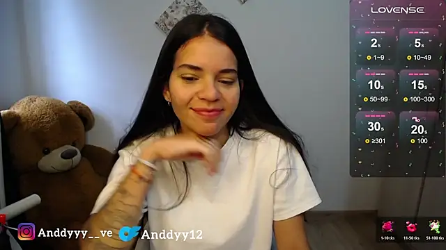 Snapshot of Anddyy__ chatting on 05/13/26, 02:13 Anddyy online show from 05/13/26, 02:13