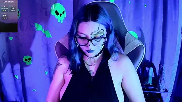 Kimlennox  online show from 12/01/25, 01:56