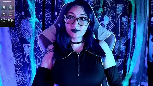 Kimlennox  online show from 10/28/25, 01:43