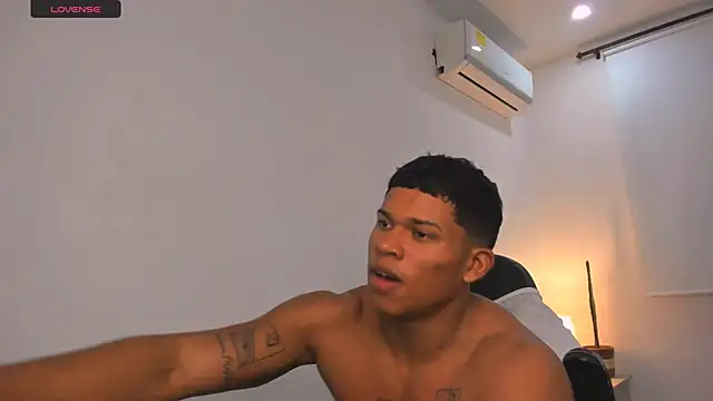 maxsteel177 online show from 03/11/25, 12:11