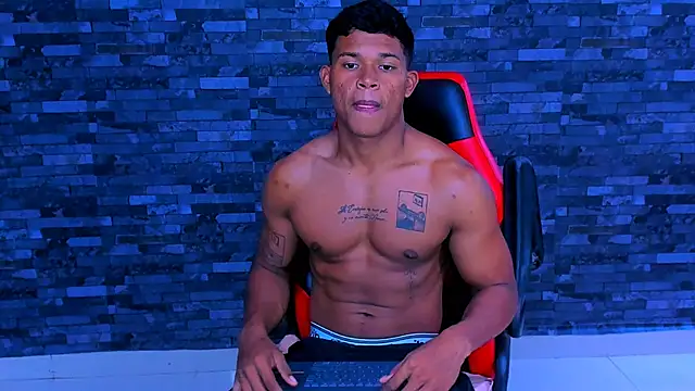 maxsteel177 online show from 12/01/25, 03:02