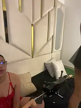 Snapshot of Salmaportman69 chatting on 03/17/25, 04:40 Salmaportman69 online show from 03/17/25, 04:40