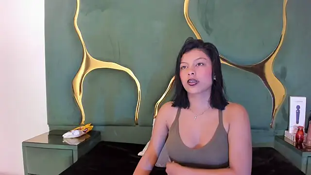 Snapshot of Salmaportman69 chatting on 10/26/25, 03:51 Salmaportman69 online show from 10/26/25, 03:51