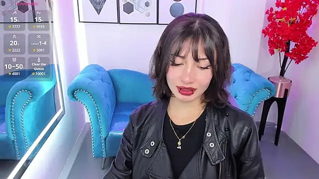 Akaza Hakuji  online show from 11/08/25, 12:42