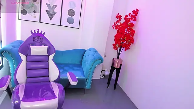 Akaza Hakuji  online show from 10/07/25, 12:28