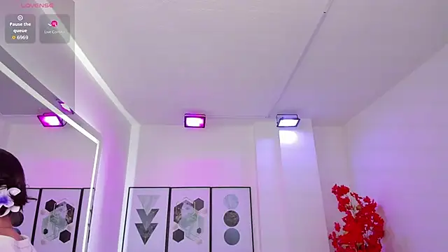 Akaza Hakuji  online show from 11/07/25, 12:31